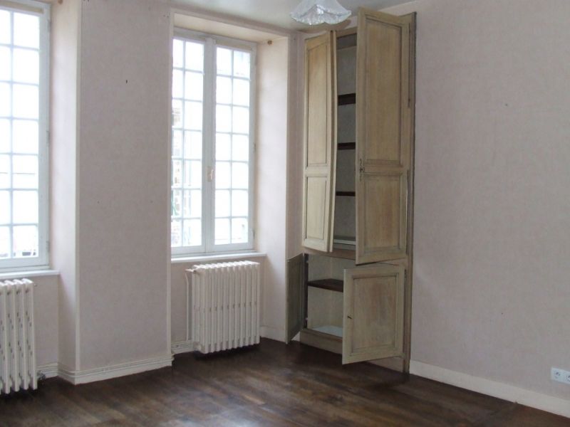 VILLEDIEU Centre Appartement F5 Duplex + garage