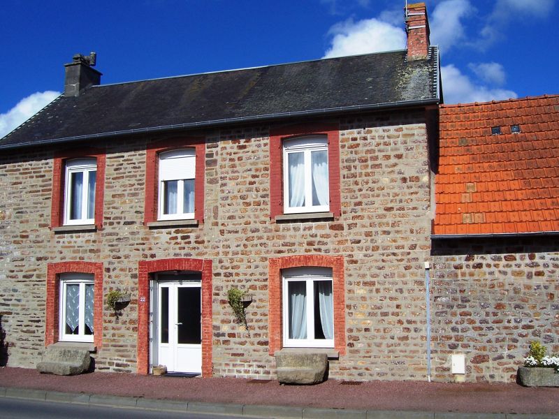Maison Folligny 6 pièce(s) 90 m2 Maison Folligny 6 pièce(s) 90 m2