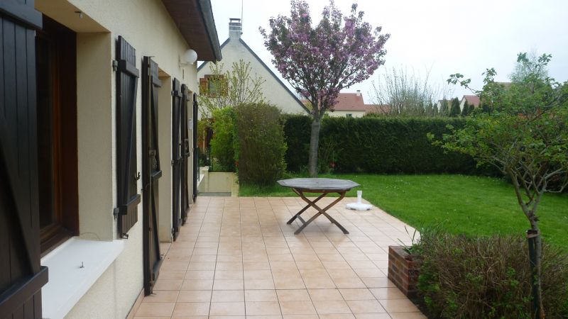 A VENDRE MAISON 140 M2 AVEC SOUS SOL COMPLET à DOUVRES LA DELIVRANDE A VENDRE MAISON 140 M2 AVEC SOUS SOL COMPLET à DOUVRES LA DELIVRANDE