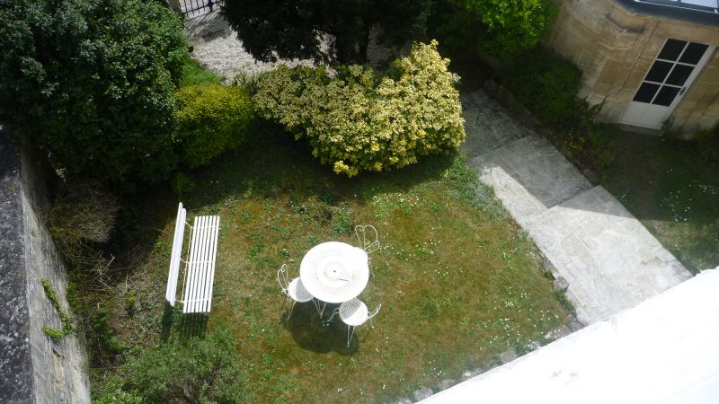 A VENDRE MAISON BOURGEOISE EN PIERRE AVEC GARAGE ET DEPENDANCE EN CENTRE VILLE DE DOUVRES LA DELIVRANDE A VENDRE MAISON BOURGEOISE EN PIERRE AVEC GARAGE ET DEPENDANCE EN CENTRE VILLE DE DOUVRES LA DELIVRANDE