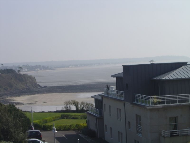 ACHAT/VENTE GRANVILLE A 1 KM DES COMMERCES ET A 200 M DE LA MER RESIDENCE DE STANDING APPARTEMENT COMPRENANT UNE CHAMBRE SEJOUR/SALON AVEC CUISINE OUVERTE BALCON CAVE PLACE DE PARKING AU SOUS-SOL. VUE SUR MER. ACHAT/VENTE GRANVILLE A 1 KM DES COMMERCES ET A 200 M DE LA MER RESIDENCE DE STANDING APPARTEMENT COMPRENANT UNE CHAMBRE SEJOUR/SALON AVEC CUISINE OUVERTE BALCON CAVE PLACE DE PARKING AU SOUS-SOL. VUE SUR MER.