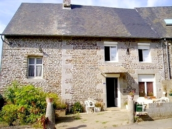 Maison pierres avec 1,25 Ha Maison pierres avec 1,25 Ha