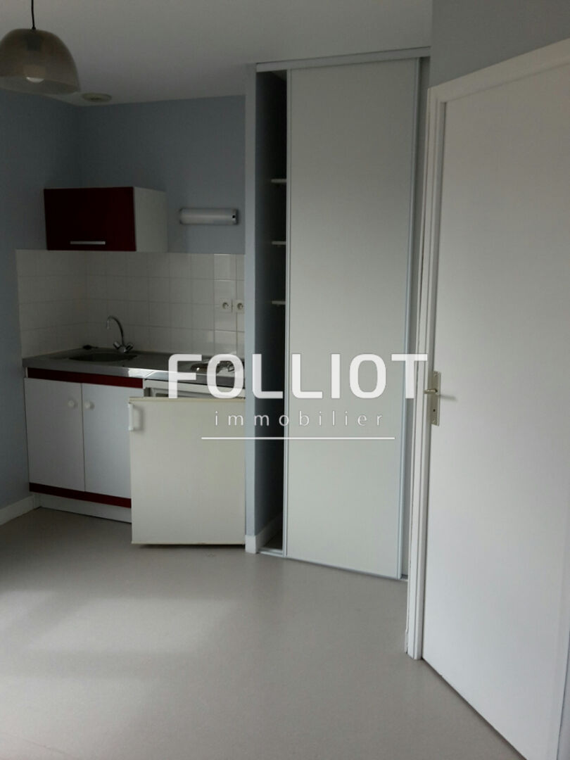 Appartement Saint-l� 1 pi�ce(s)