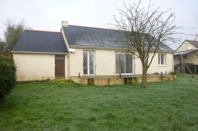Maison Bonnemain 5 pièce(s) 90 m2 Maison Bonnemain 5 pièce(s) 90 m2
