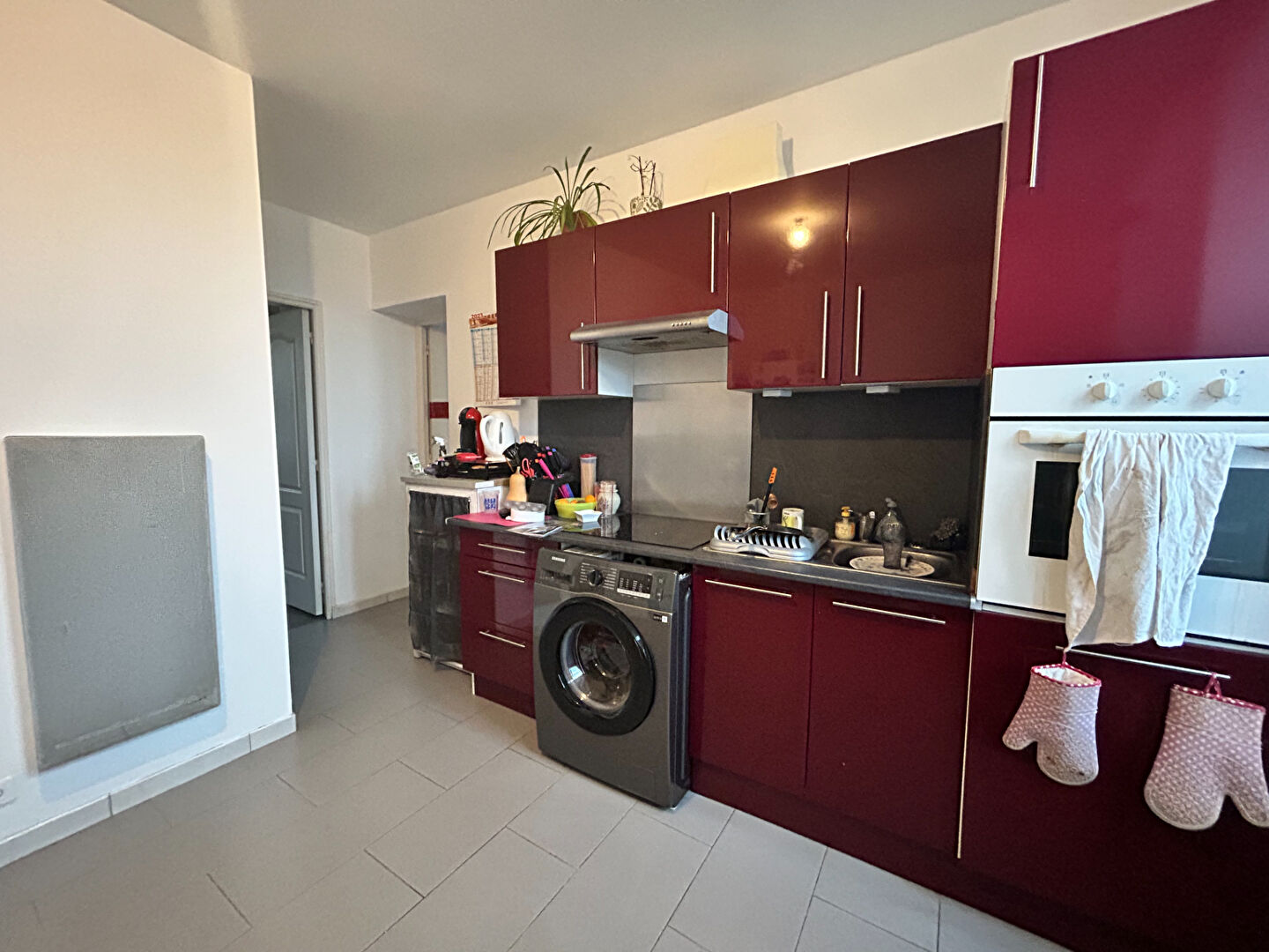 A LOUER - DOL DE BRETAGNE - T3 - RDC - 63 m² - STATIONNEMENT A LOUER - DOL DE BRETAGNE - T3 - RDC - 63 m² - STATIONNEMENT
