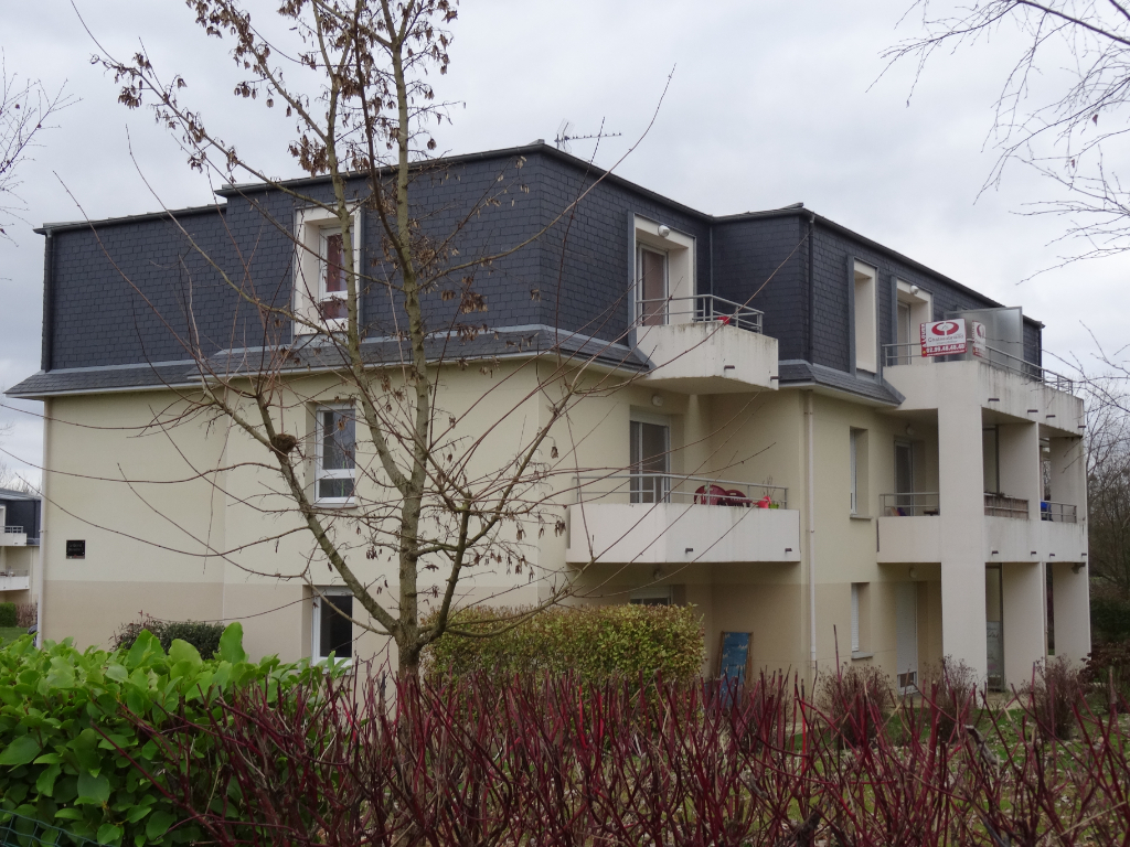 A LOUER - DOL DE BRETAGNE - RECENT T2 - 40 m² - PARKING - CAVE A LOUER - DOL DE BRETAGNE - RECENT T2 - 40 m² - PARKING - CAVE