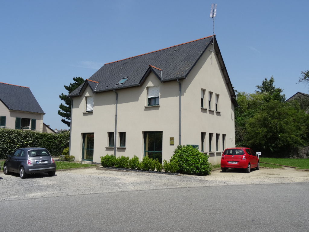 A LOUER - DOL DE BRETAGNE - T1 - 35 m² - PARKING - CAVE A LOUER - DOL DE BRETAGNE - T1 - 35 m² - PARKING - CAVE
