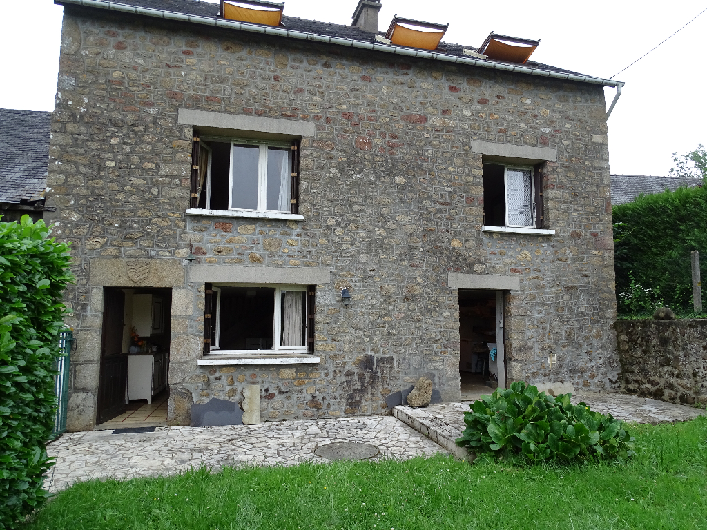 Maison Saint Ouen Des Alleux 5 pièce(s) Maison Saint Ouen Des Alleux 5 pièce(s)