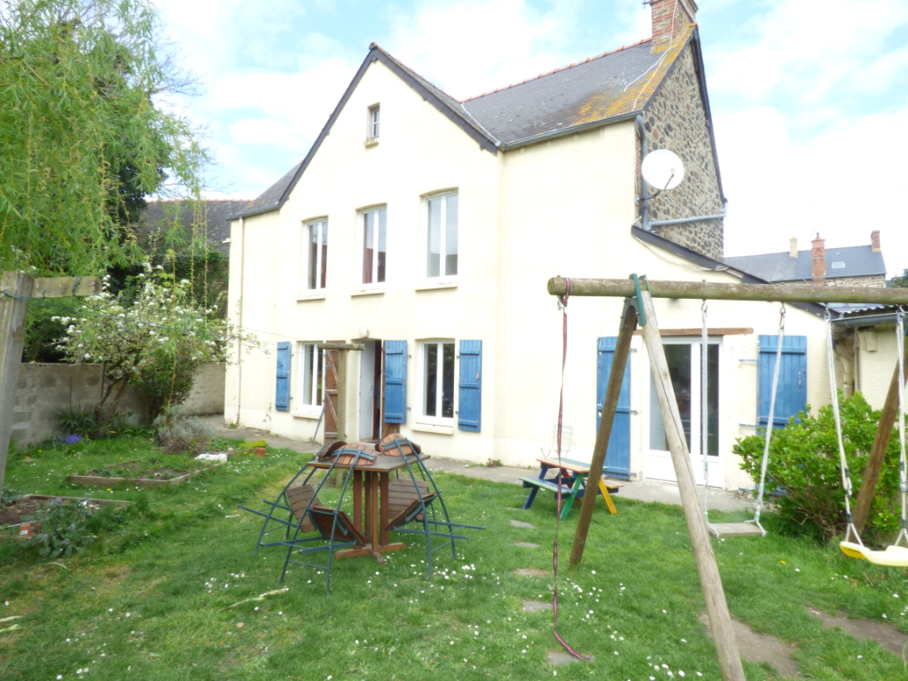 Maison à vendre Dol De Bretagne 6 pièces 106m² terrain 273m² Maison à vendre Dol De Bretagne 6 pièces 106m² terrain 273m²