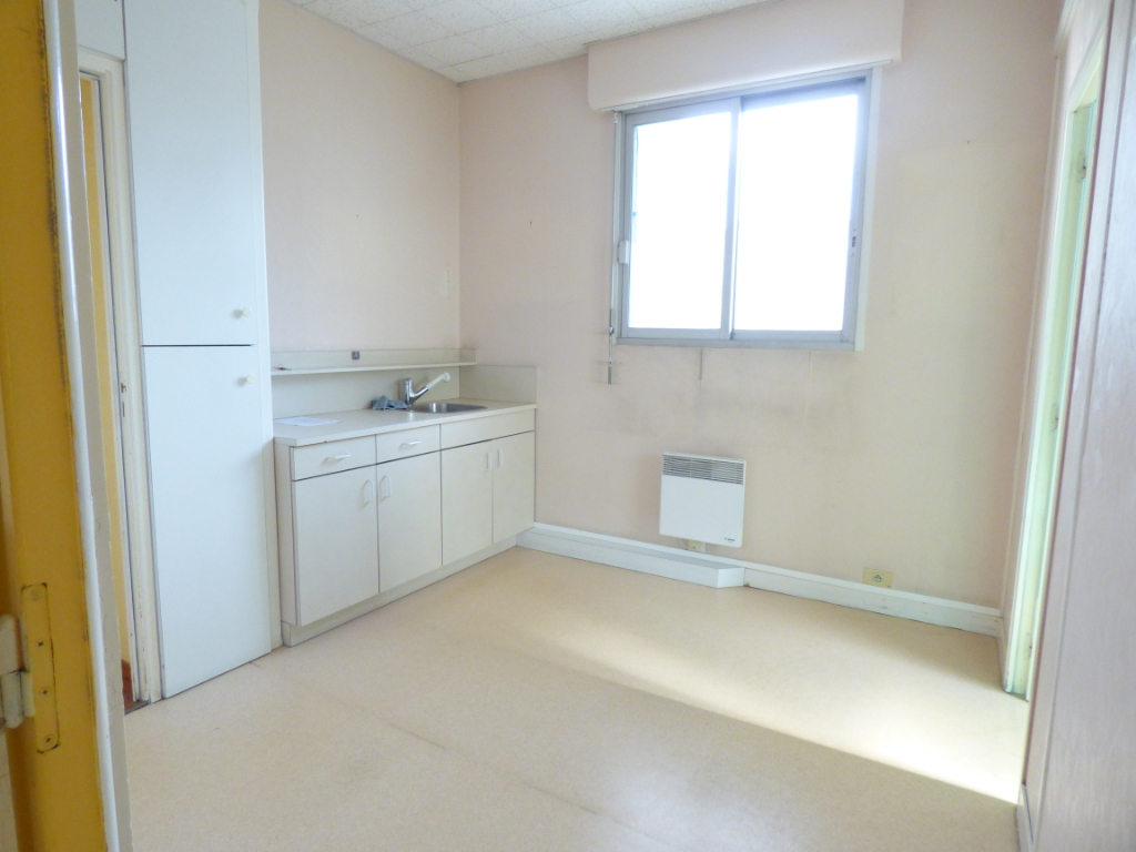 Appartement à vendre Dol De Bretagne 3 pièce(s) 79 m2 Appartement à vendre Dol De Bretagne 3 pièce(s) 79 m2