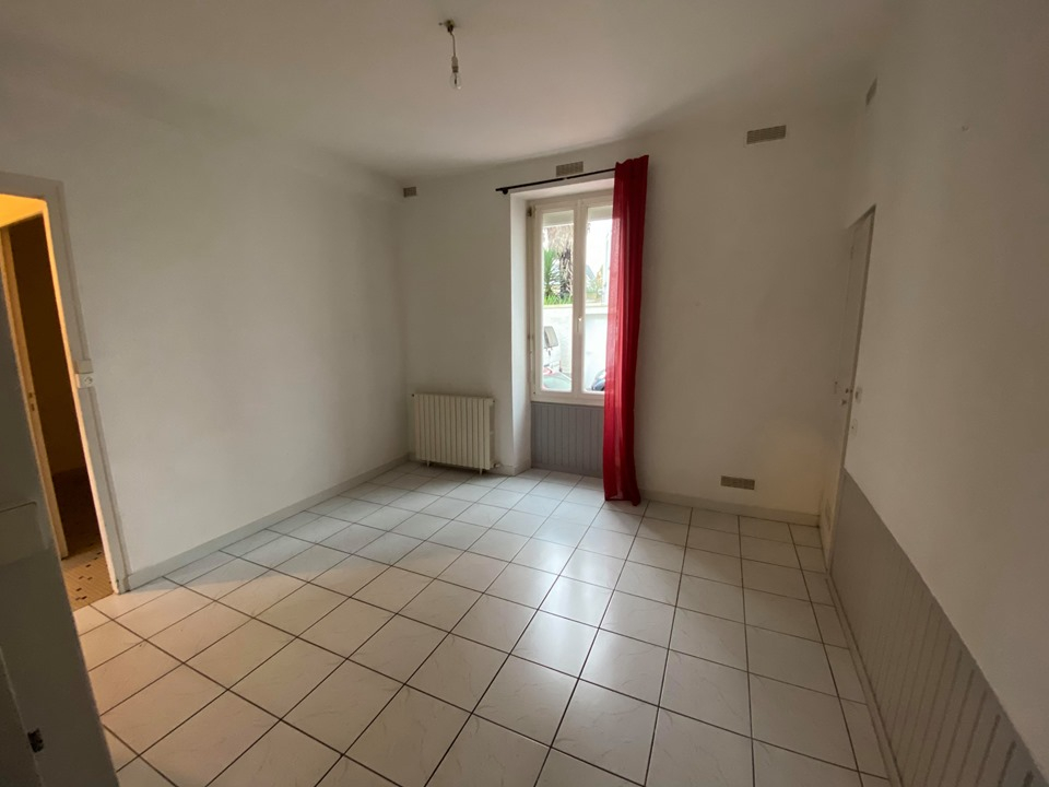 Appartement de type 2 - à vendre quartier MELLINET/ZOLA Appartement de type 2 - à vendre quartier MELLINET/ZOLA