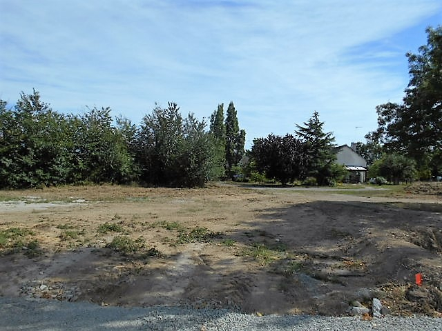BILLIERS terrain de 561 m2 BILLIERS terrain de 561 m2