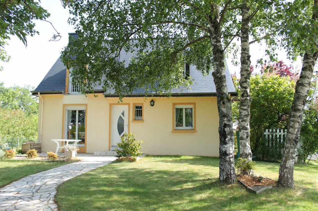Maison T5 A 1 KM DU CENTRE BOURG Maison T5 A 1 KM DU CENTRE BOURG