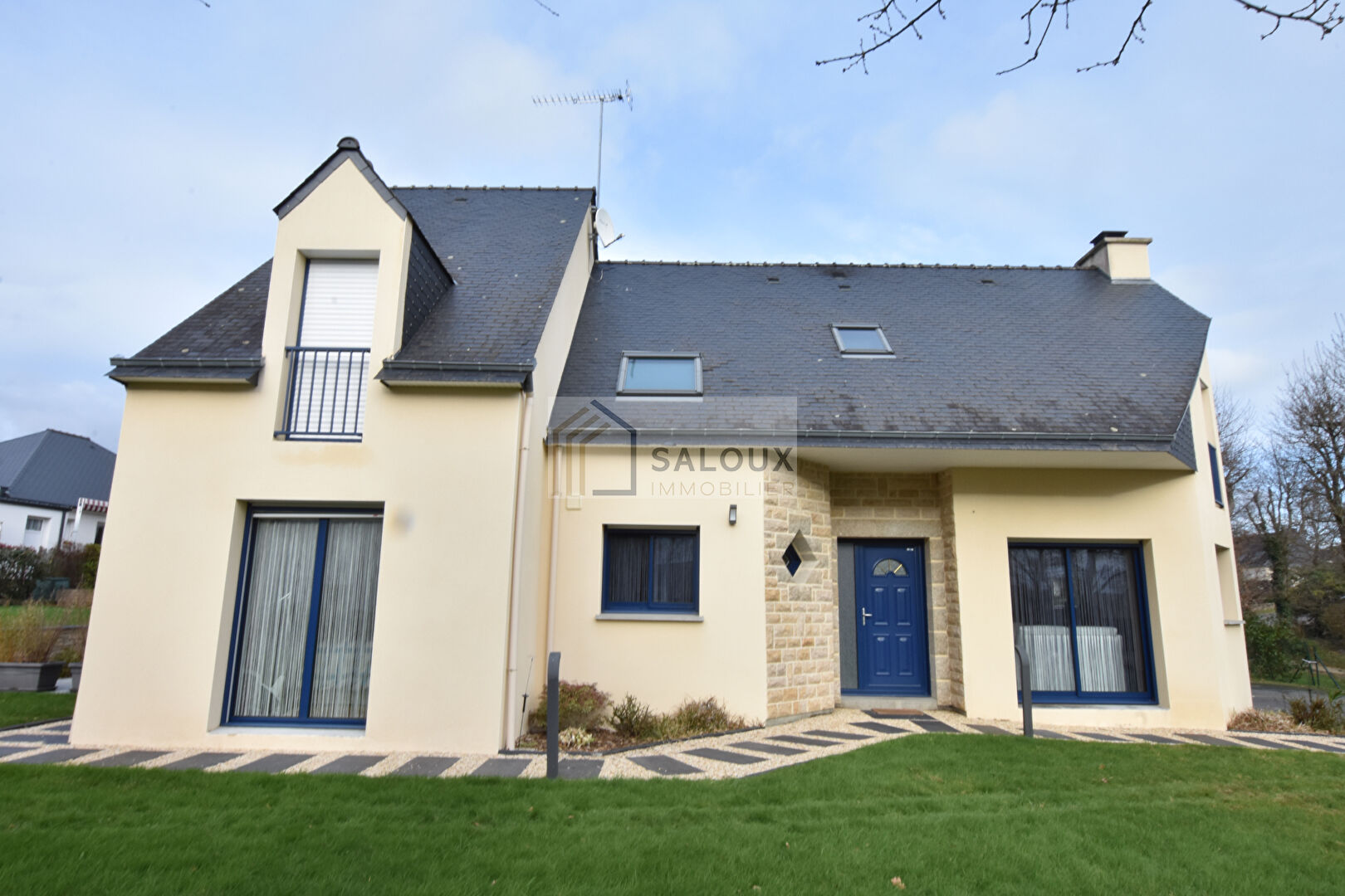A VENDRE - MUZILLAC - QUARTIER RESIDENTIEL - Maison T7 A VENDRE - MUZILLAC - QUARTIER RESIDENTIEL - Maison T7