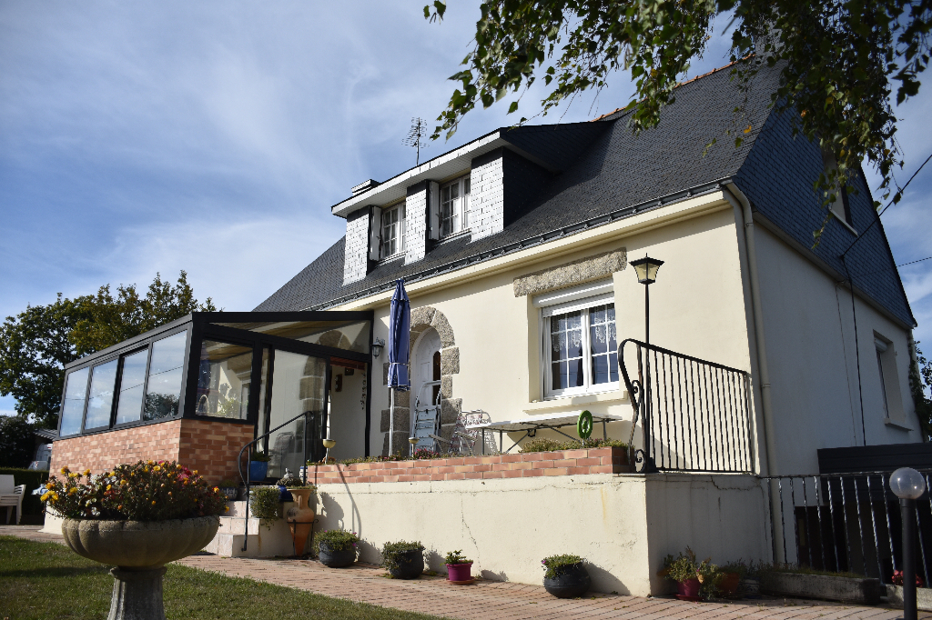 VENTE MAISON NOYAL-MUZILLAC - 5 min de MUZILLAC VENTE MAISON NOYAL-MUZILLAC - 5 min de MUZILLAC
