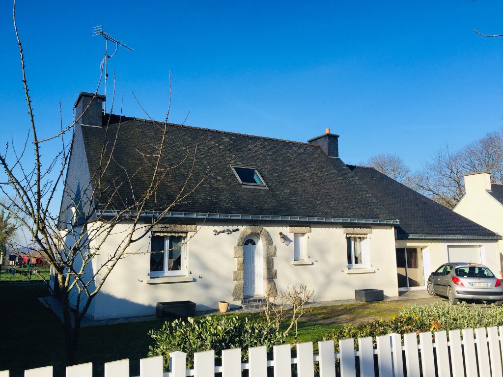 Maison Noyal Muzillac 4 pièce(s) Maison Noyal Muzillac 4 pièce(s)