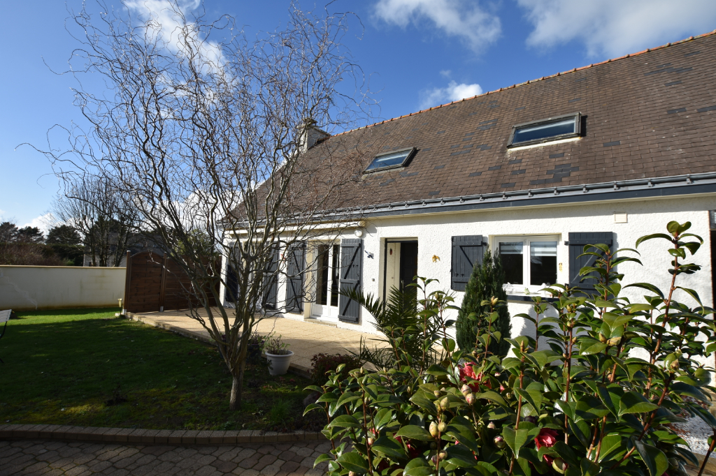 Muzillac-Maison 6 pièce(s) 130 m² Muzillac-Maison 6 pièce(s) 130 m²