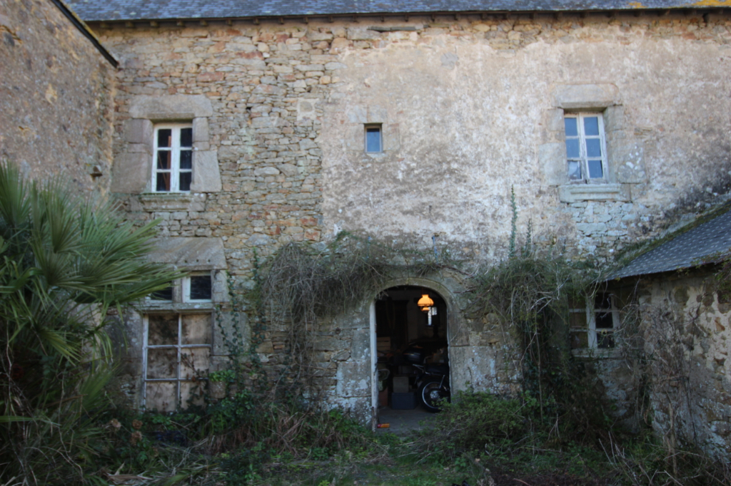 A VENDRE - Maison Arzal 2 pièce(s) 187 m2 A VENDRE - Maison Arzal 2 pièce(s) 187 m2