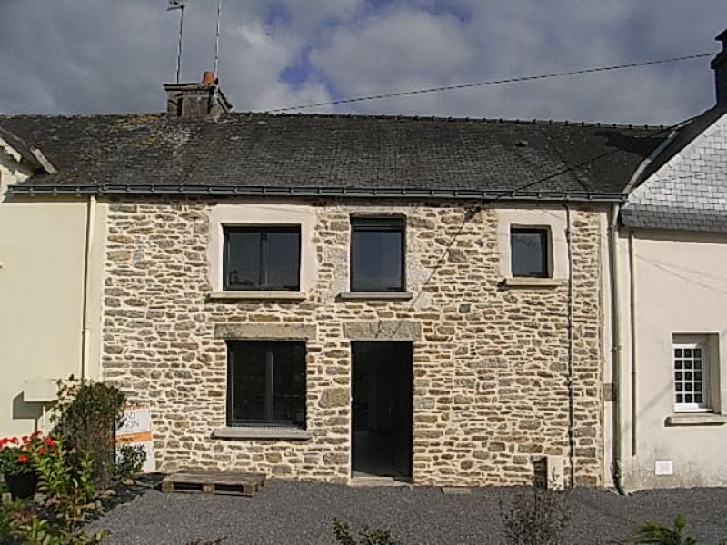 Arzal Maison pierre r�nov�e, T3 de 52 m2