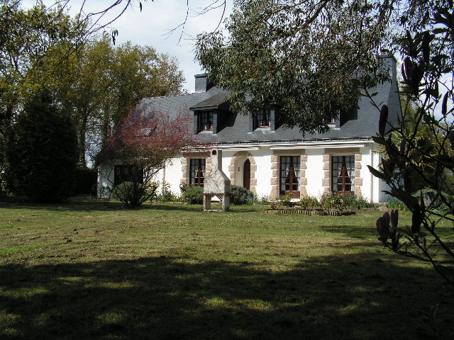 AMBON - Maison T6 de 130 m2
