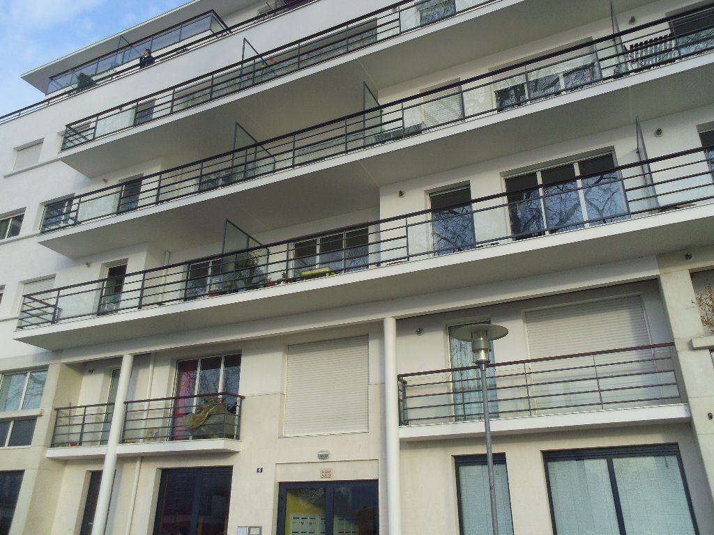 CITE DES CONGRES - Appartement de type 1 de 27 m2 CITE DES CONGRES - Appartement de type 1 de 27 m2