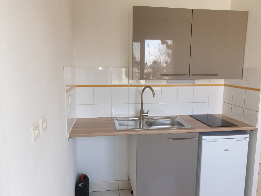 Appartement T1bis au coeur de Sainte Anne Appartement T1bis au coeur de Sainte Anne