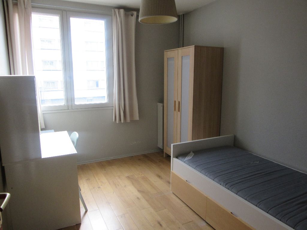A LOUER CHAMBRE MEUBLEE en colocation - RENNES Villejean A LOUER CHAMBRE MEUBLEE en colocation - RENNES Villejean