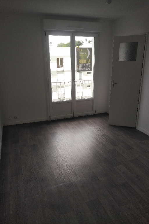 A LOUER- CHAMBRE (homme) avec parking - RENNES Beaulieu A LOUER- CHAMBRE (homme) avec parking - RENNES Beaulieu