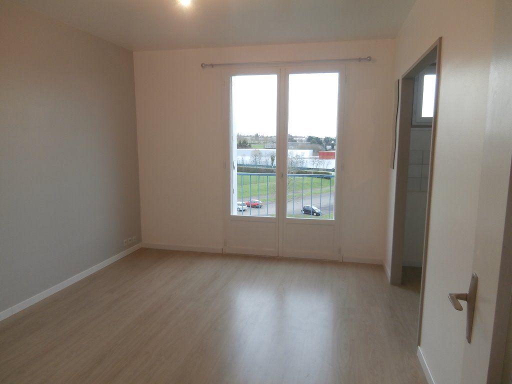 A LOUER- STUDIO avec parking- RENNES Beaulieu A LOUER- STUDIO avec parking- RENNES Beaulieu