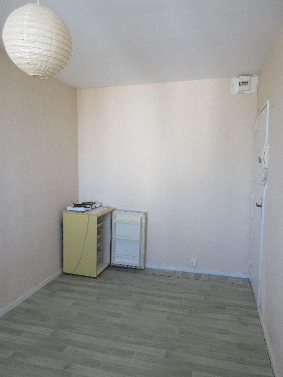 A LOUER- CHAMBRE (fille)- RENNES Villejean A LOUER- CHAMBRE (fille)- RENNES Villejean