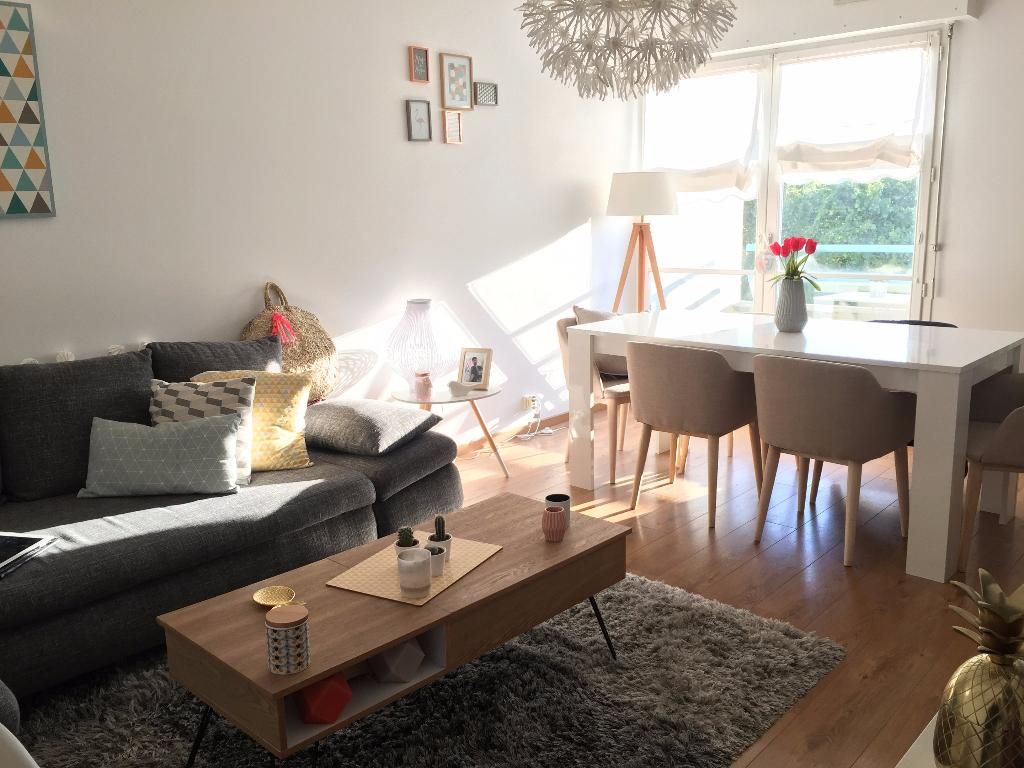 Rennes Appartement coup de coeur. Type 2 au calme Rennes Appartement coup de coeur. Type 2 au calme
