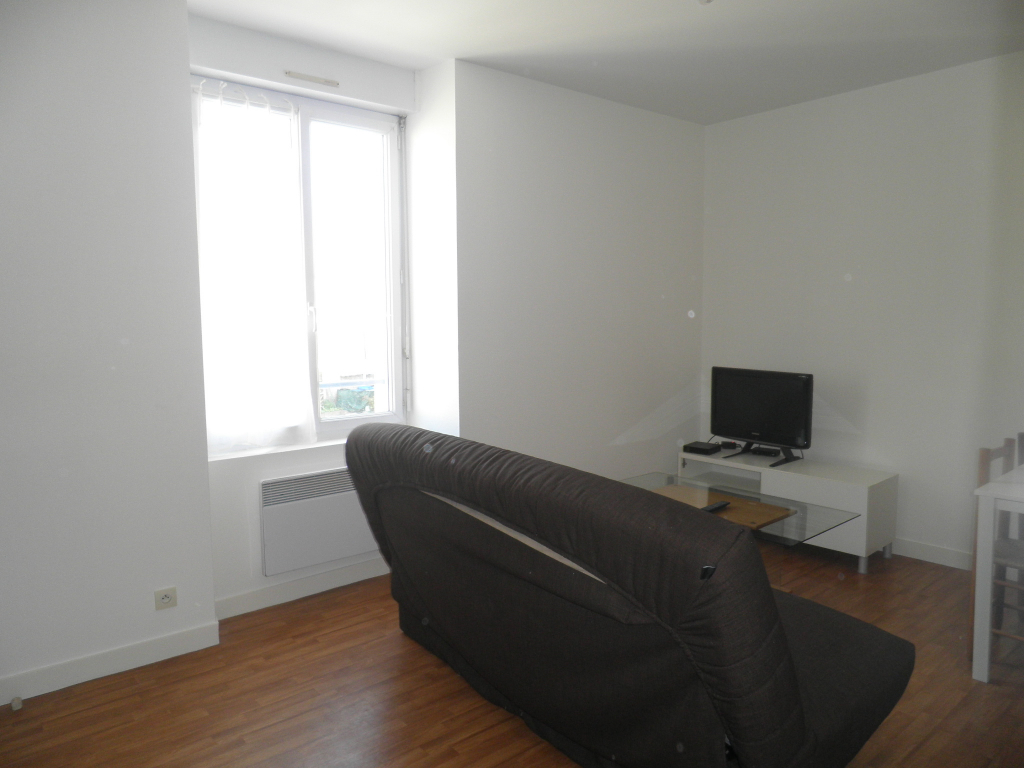 Appartement Melesse 2 pièce(s) Appartement Melesse 2 pièce(s)