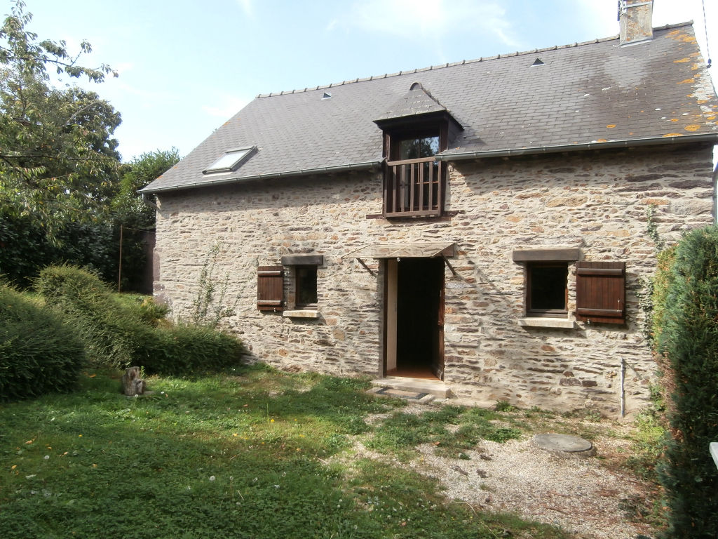 Orgères Maison T4 exposée sud Orgères Maison T4 exposée sud
