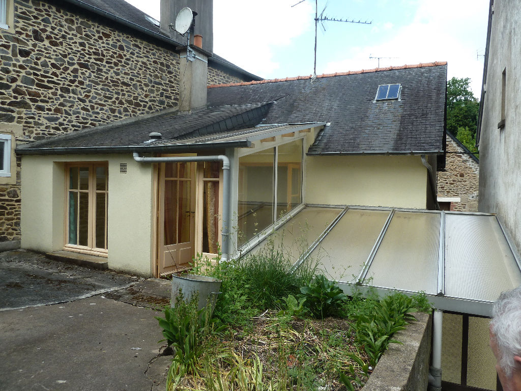 Maison Fougeres 3 pièces 53 m². Maison Fougeres 3 pièces 53 m².