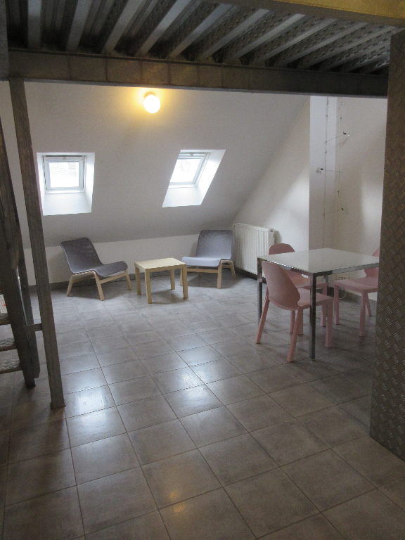 Appartement meublé Fougeres 2 pièce(s) 28 m2 Appartement meublé Fougeres 2 pièce(s) 28 m2