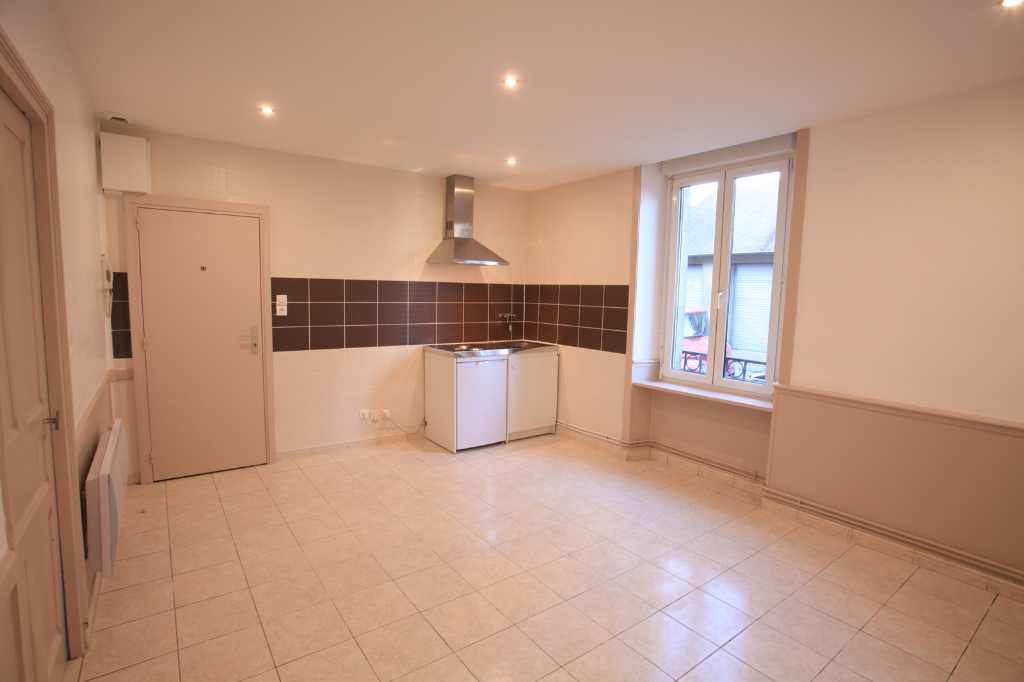 Appartement Fougeres 2 pièce(s) 33 m2 Appartement Fougeres 2 pièce(s) 33 m2