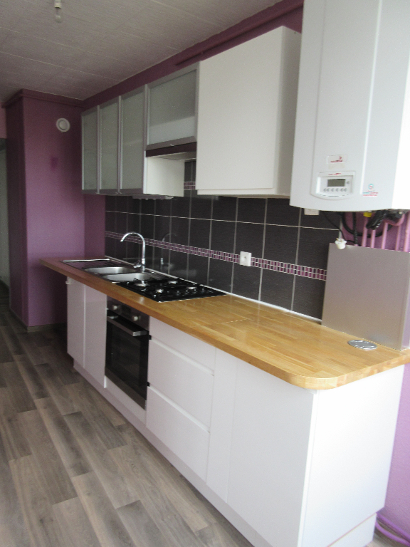 Appartement Fougeres 4 pièce(s) 79 m2 Appartement Fougeres 4 pièce(s) 79 m2
