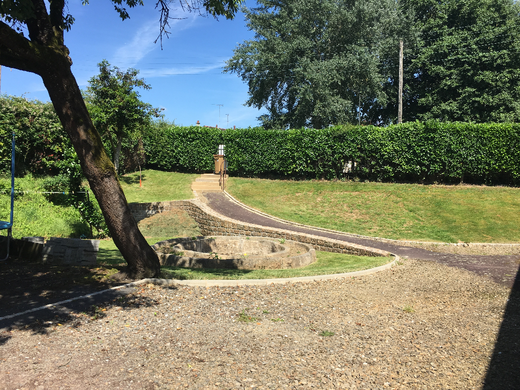 Terrain Fougeres 460 m². Terrain Fougeres 460 m².