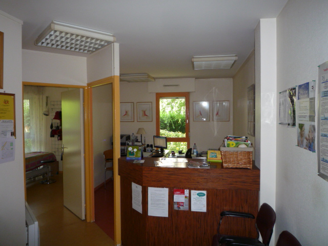 LOCAL PROFESSIONNEL A VENDRE - RENNES EST LOCAL PROFESSIONNEL A VENDRE - RENNES EST
