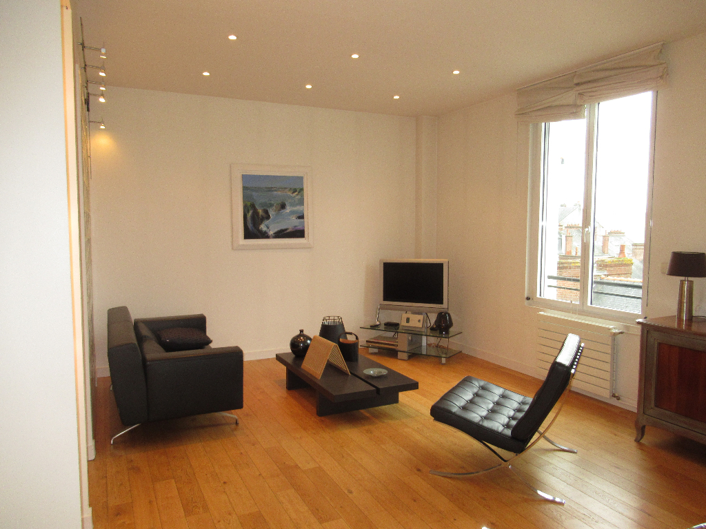 Rennes-Centre-St Hélier Lumineux 62m² Rennes-Centre-St Hélier Lumineux 62m²