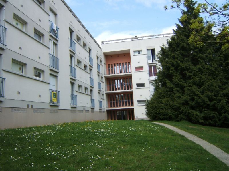 A LOUER -STUDIO - RENNES Beaulieu A LOUER -STUDIO - RENNES Beaulieu