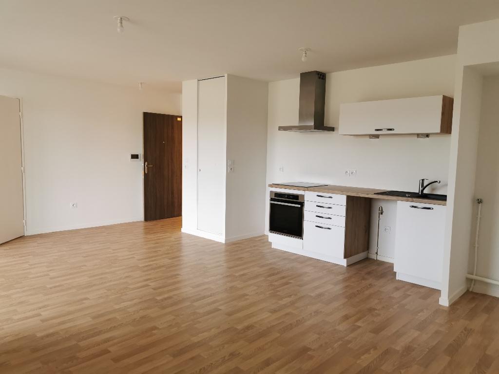 Appartement Melesse 3 pièce(s) 67 m2 Appartement Melesse 3 pièce(s) 67 m2