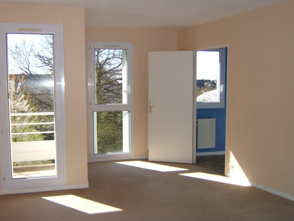 A LOUER- T1 BIS avec balcon et parking - RENNES Poterie A LOUER- T1 BIS avec balcon et parking - RENNES Poterie