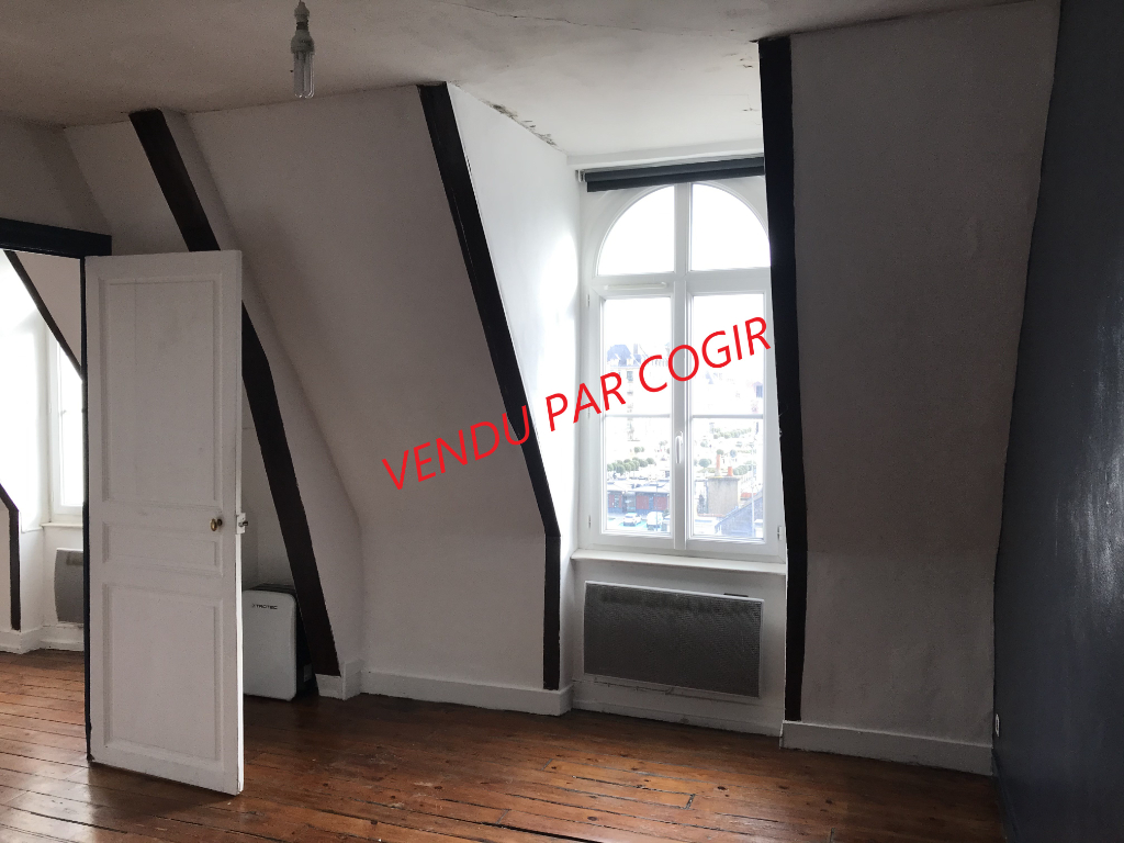 TYPE 2 - VENDU PAR COGIR TYPE 2 - VENDU PAR COGIR