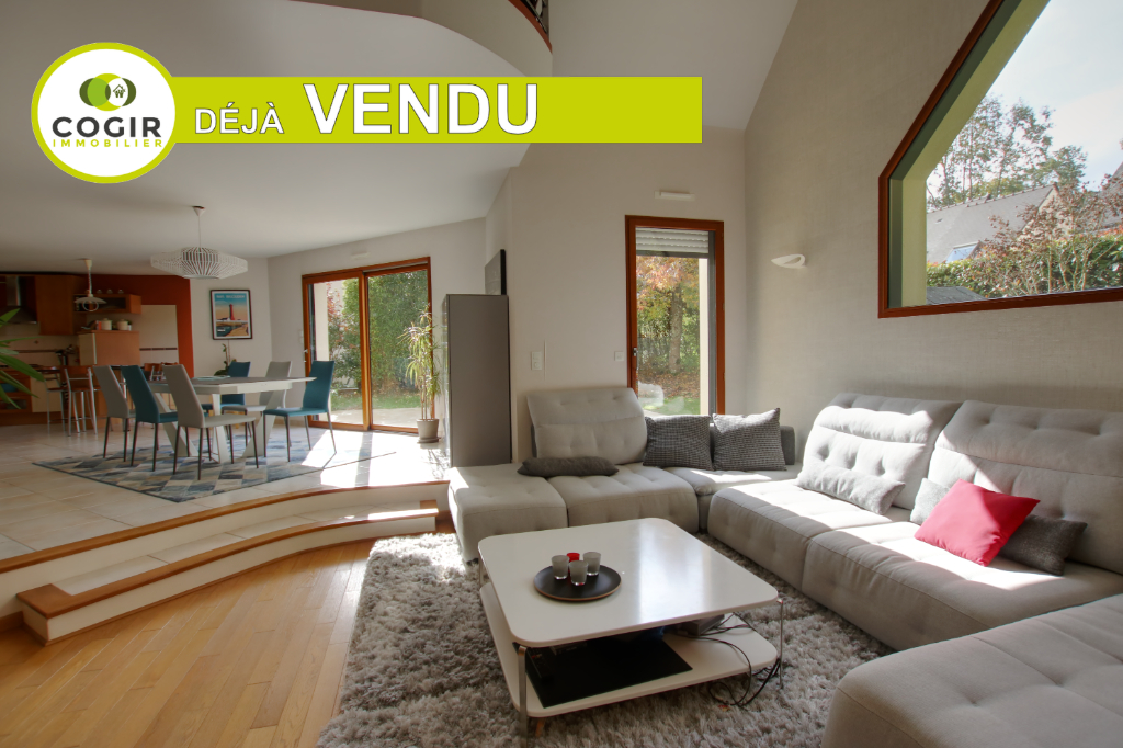Maison Melesse 8 pièce(s) 165 m2 Maison Melesse 8 pièce(s) 165 m2