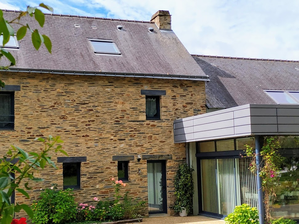 Maison Redon 5 pièce(s) 250 m2 Maison Redon 5 pièce(s) 250 m2