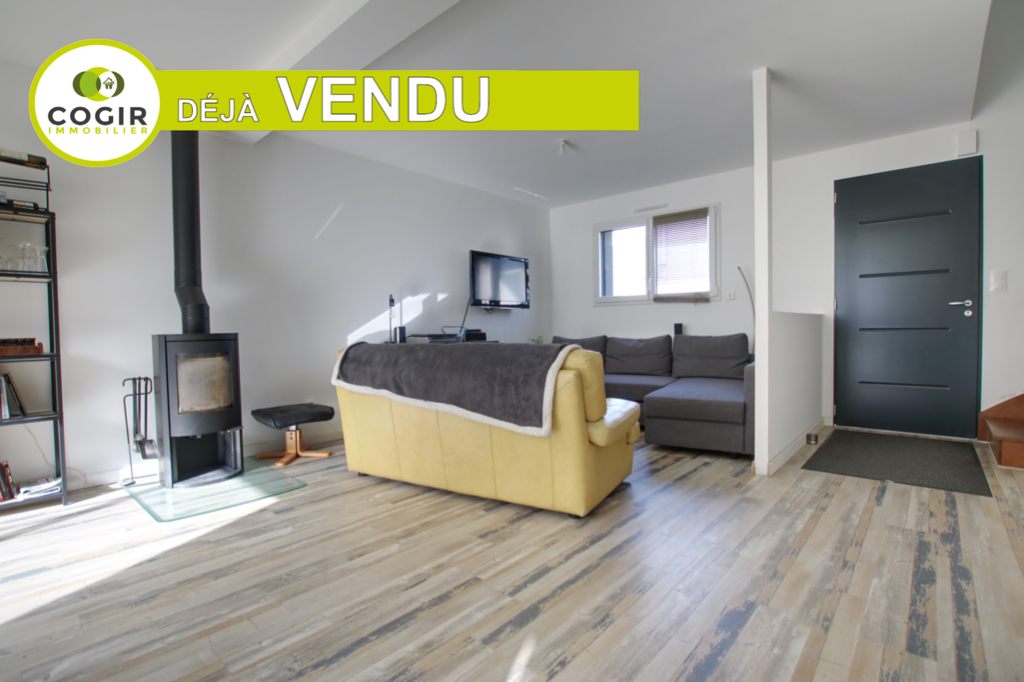 Maison Melesse 4 pièce(s) 93 m2 Maison Melesse 4 pièce(s) 93 m2