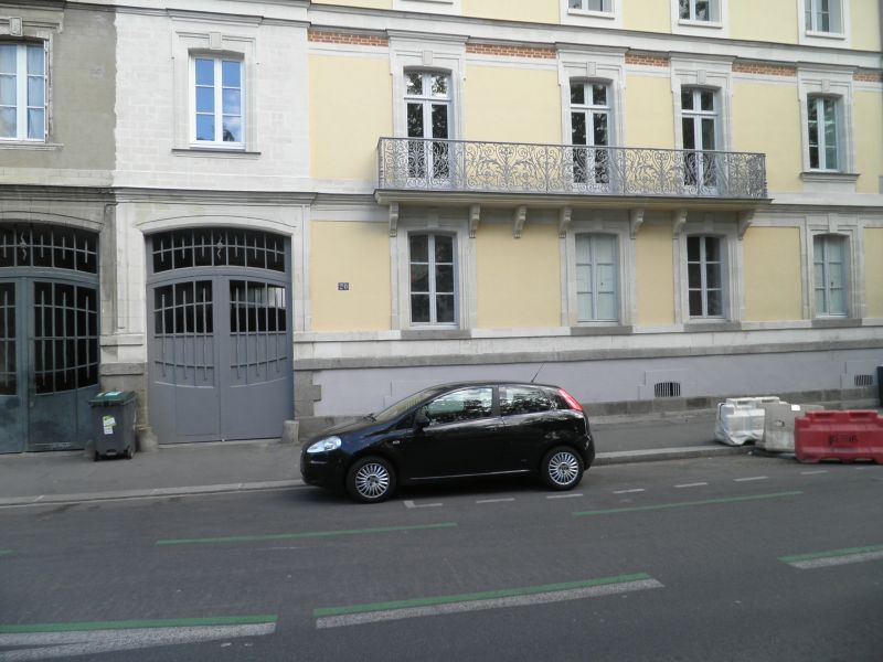 A LOUER- Chambre FILLE - RENNES CENTRE A LOUER- Chambre FILLE - RENNES CENTRE
