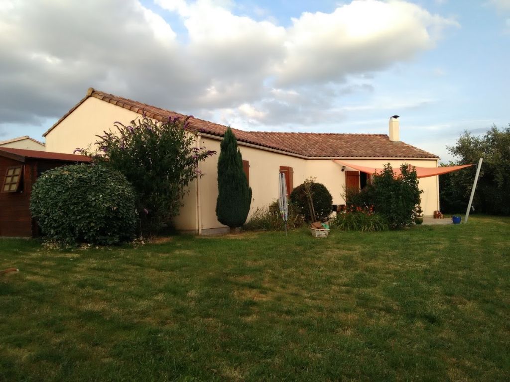 LA VARENNE MAISON PLAIN PIED JARDIN PROCHE CENTRE LA VARENNE MAISON PLAIN PIED JARDIN PROCHE CENTRE