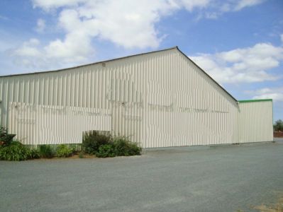 Local commercial Bodilis 170 m2